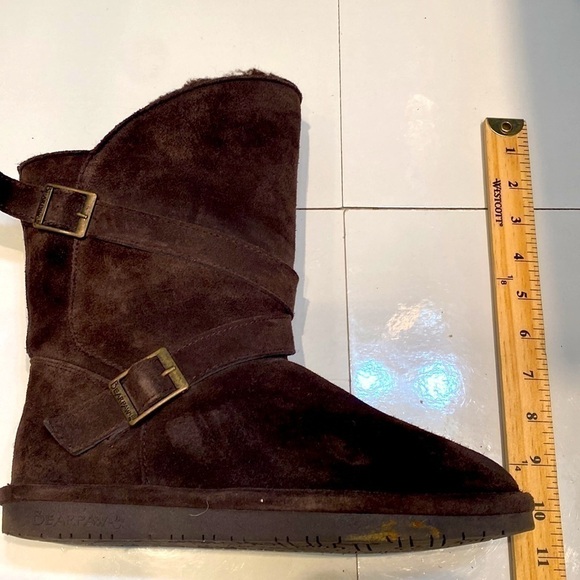 Bearpaw 💯 chocolate brown suede boots with wool blend lining. Size 8. - Picture 8 of 14